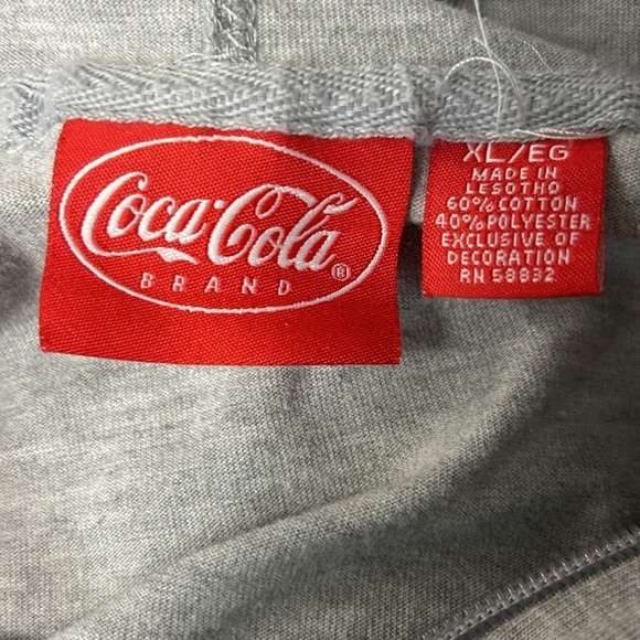 Coca Cola Brand Gray Hoodie embossed Refreshing 1886 Trademark Boys Size‎ XL - Picture 9 of 12
